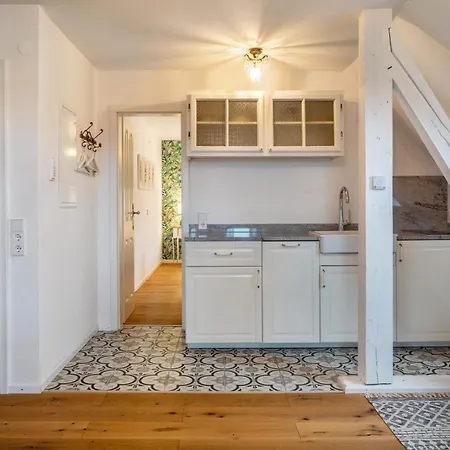 Gaestehaus - Im Gaertle 2 *